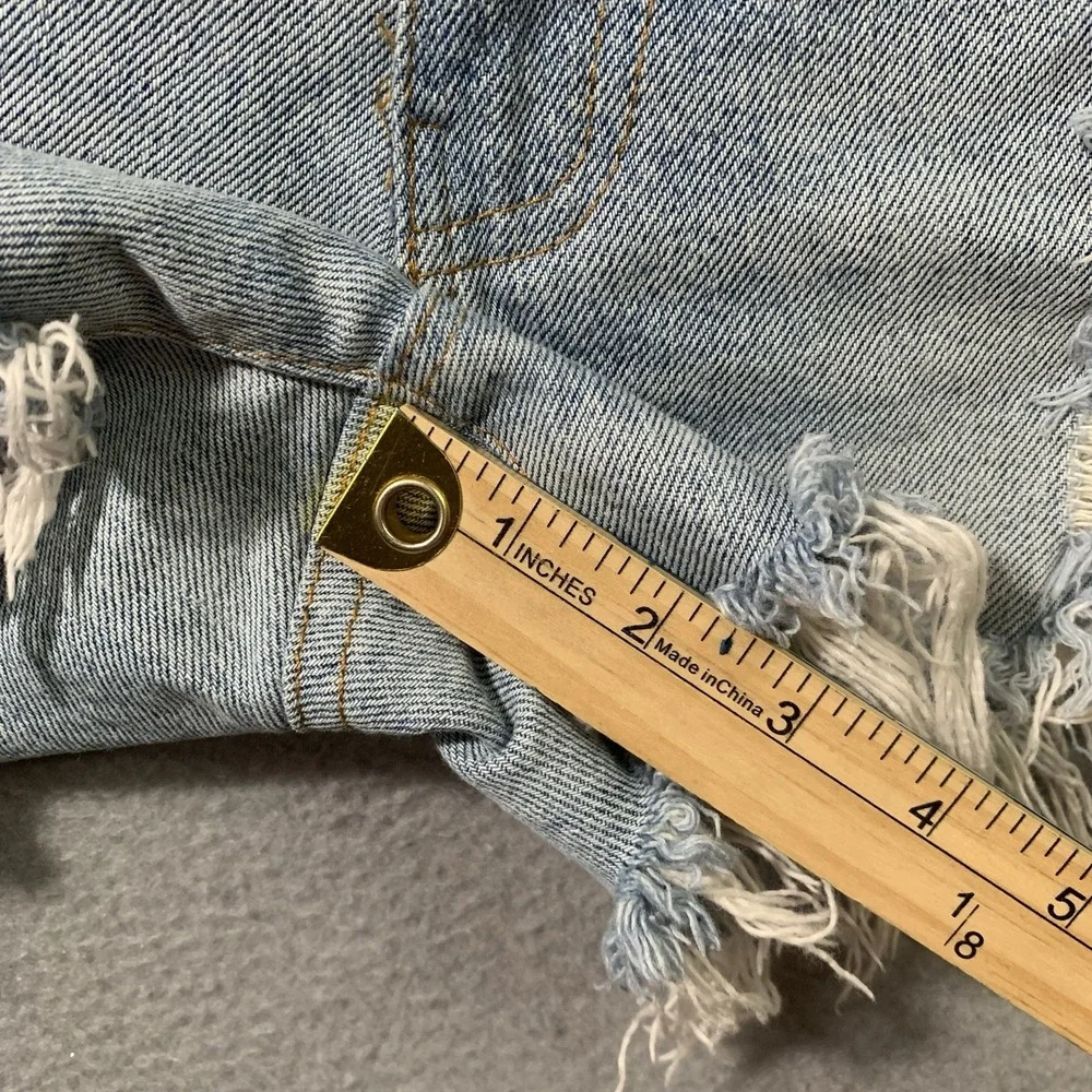 Levis these levi
